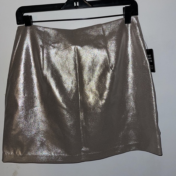 Skirt - Picture 5 of 5